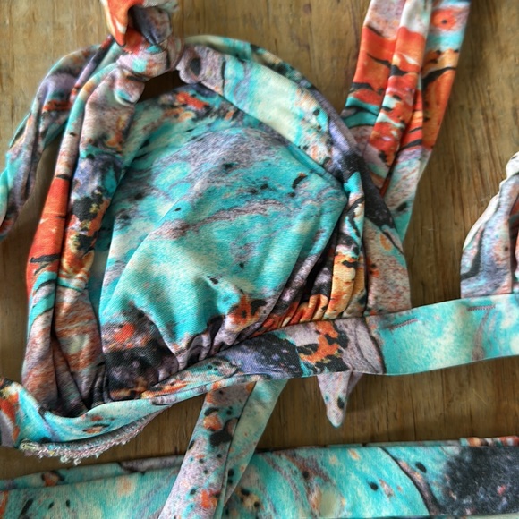 Seventh wonderland us 6 bikini - Picture 2 of 4